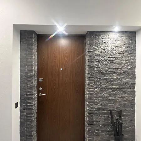 Calm Corner In Center شقة